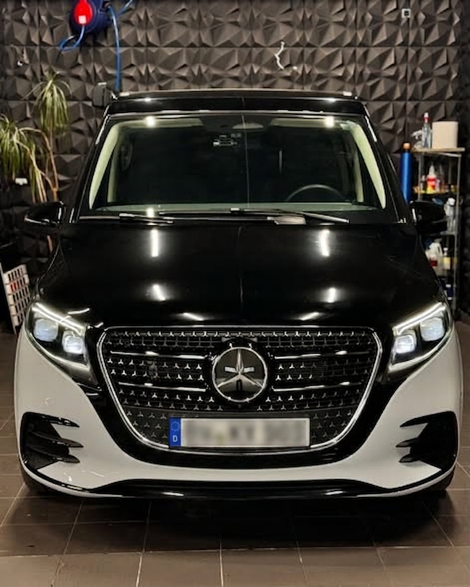 Mercedes V Marco Polo — front po dwukolorowej oklejce
